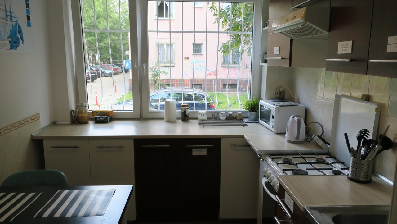 Wierzbno Hostel Warschau Buitenkant foto
